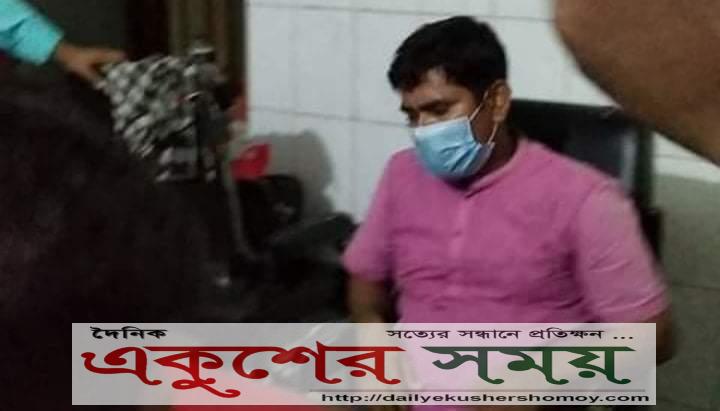 টাকা ছাড়া চিকিৎসা দেয় না মেহেন্দিগঞ্জ উপজেলা স্বাস্থ্য কমপ্লেক্স’র জরুরি বিভাগের ডাঃ কামরুজ্জামান।
