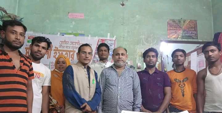 সন্তান বিক্রি করে দিচ্ছেন নিন্মবিত্ত মায়েরা : মোমিন মেহেদী